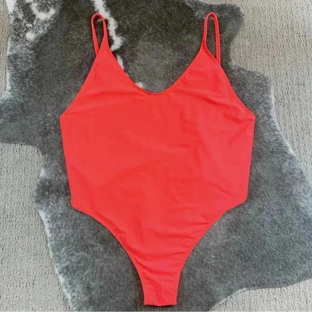 NWT Fabletics Low Back One Piece Swimsuit - Picture 4 of 11
